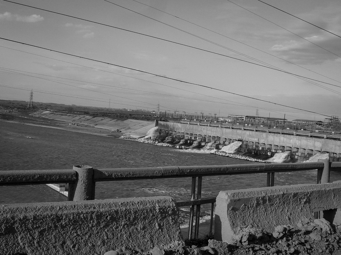 Aging dam near the Iran border.