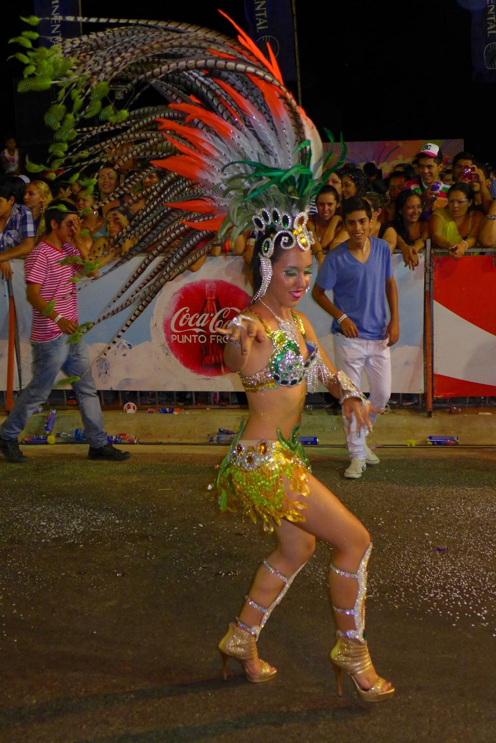 Even after having walked a kilometer while dancing in heels, there was no lack of energy on the part of the dancers.