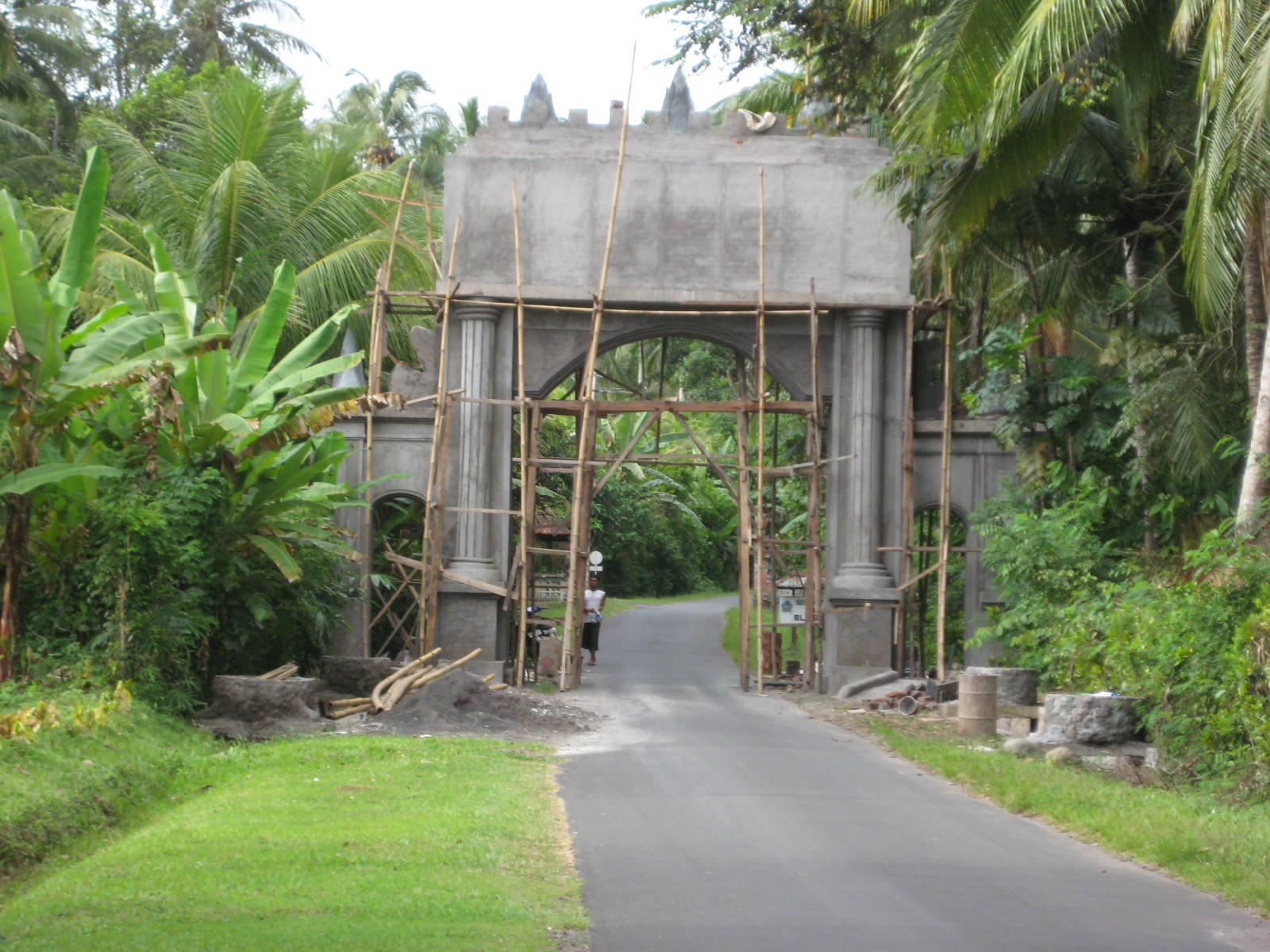 Spooky At Night The new gate in Belimbingsari
