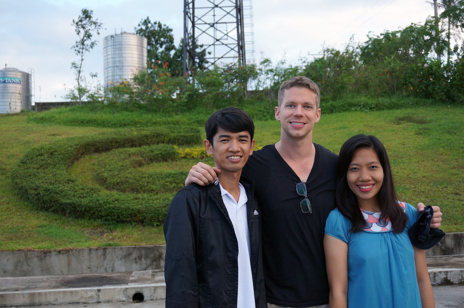 Edwin, myself and Michelle. Such awesome Kiva coordinators! Thanks guys! Photo credit: Yungkit