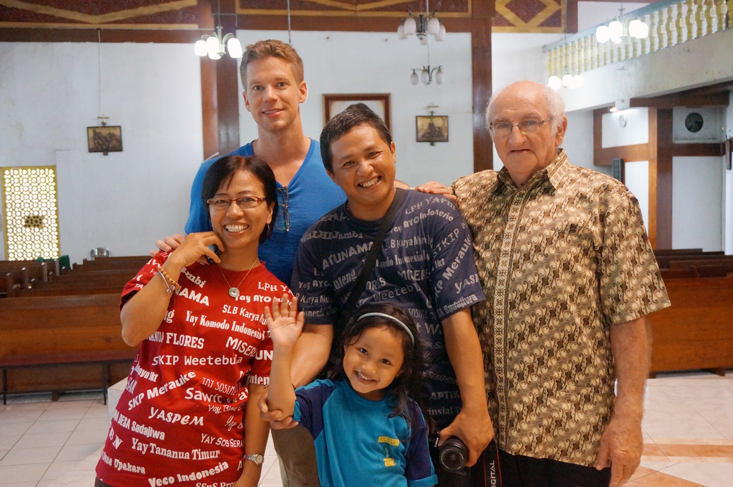 Christina, myself, Arda, Arda's daughter and Father Charlie. Photo credit: Yungkit