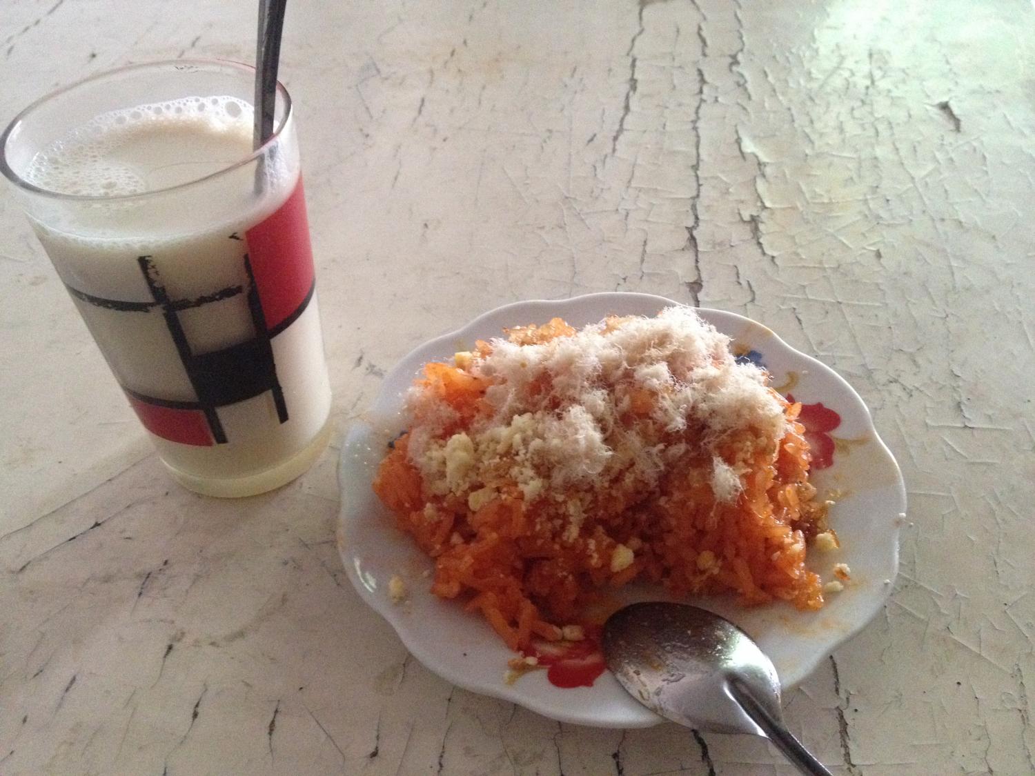 Breakfast - Sticky rice and soy milk
