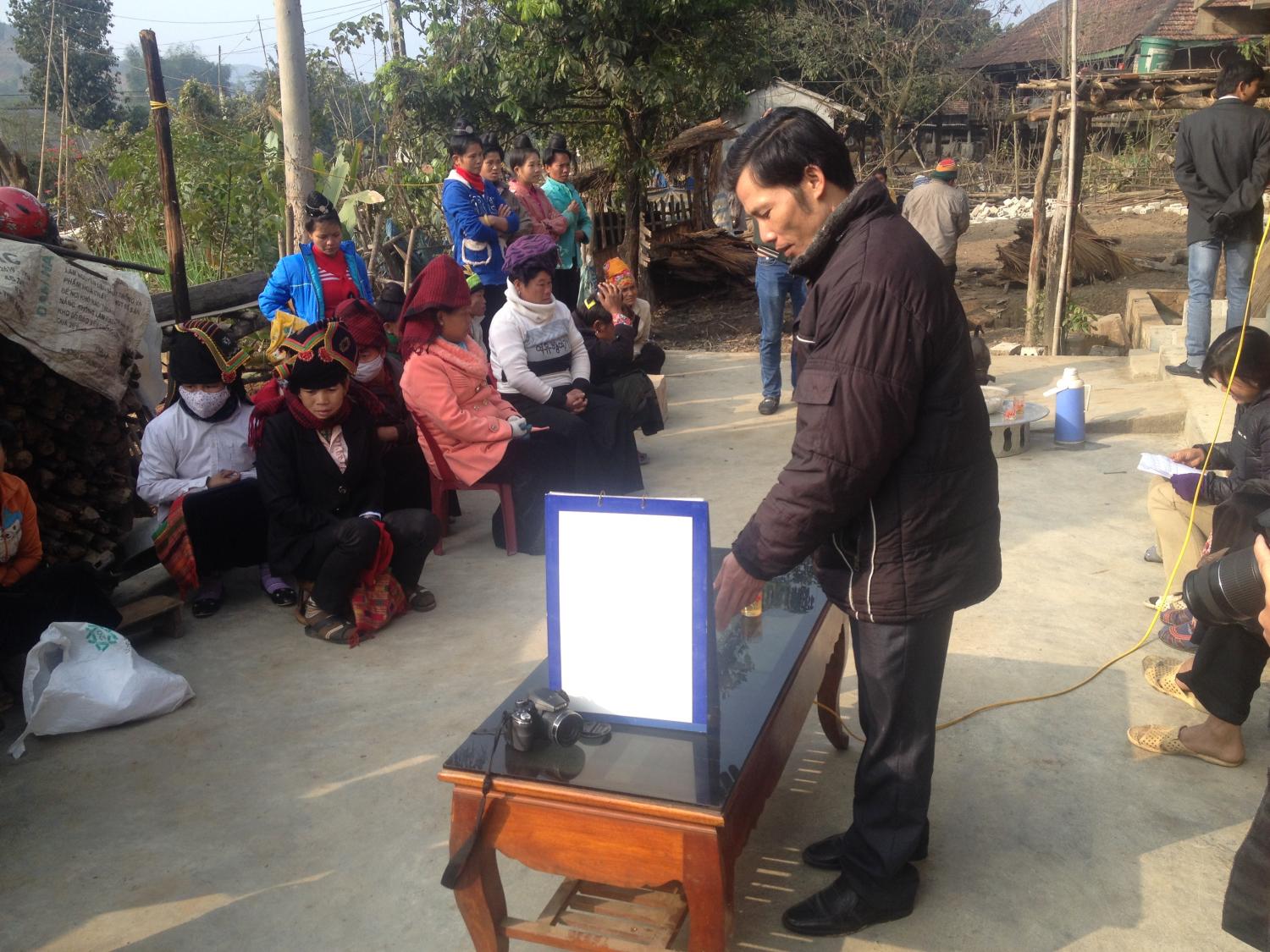 Mr. Tuan presented on raising pigs