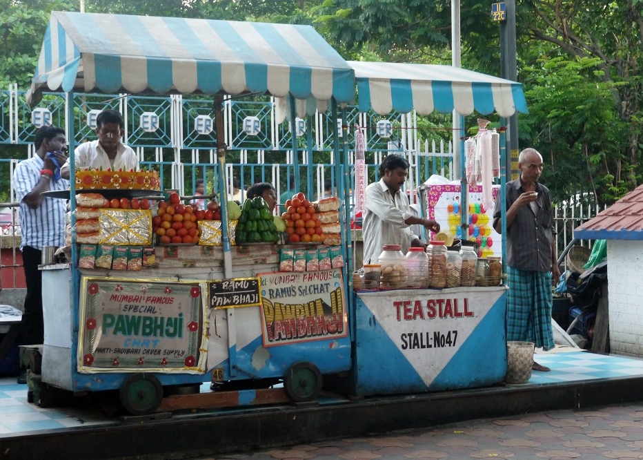 Tea stall along the Ganges River