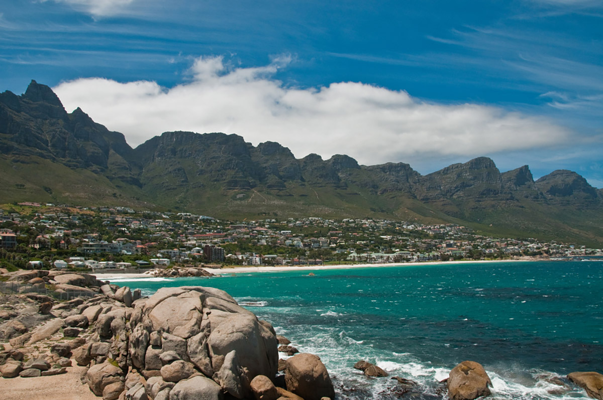 Camps Bay (Photo by Flickr user Graeme Churchard)
